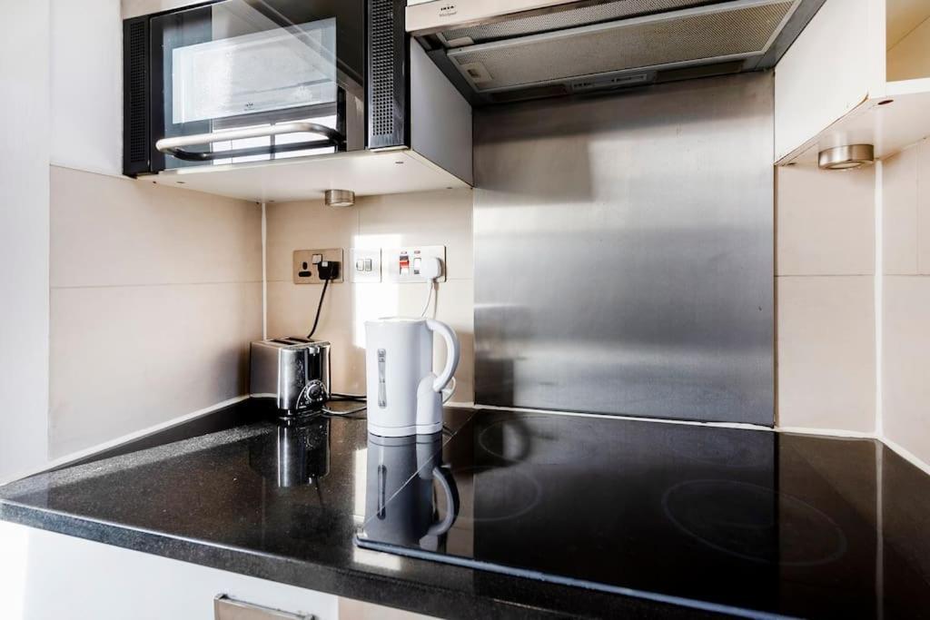 Studio Apt With Huge Balcony Near Oxford St - Marble Arch - Hydepark London Eksteriør billede